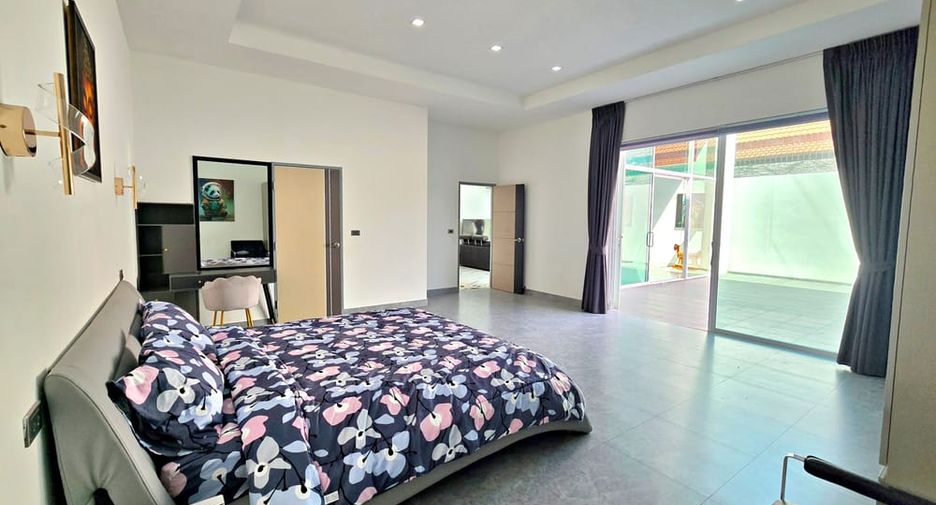 For rent そして for sale 6 ベッドルーム villa in Bang Lamung, Chonburi