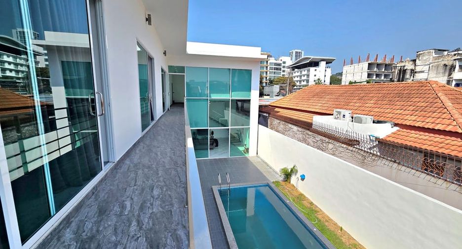 For rent そして for sale 6 ベッドルーム villa in Bang Lamung, Chonburi