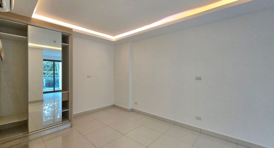 For sale 2 bedrooms condo in Jomtien, Pattaya