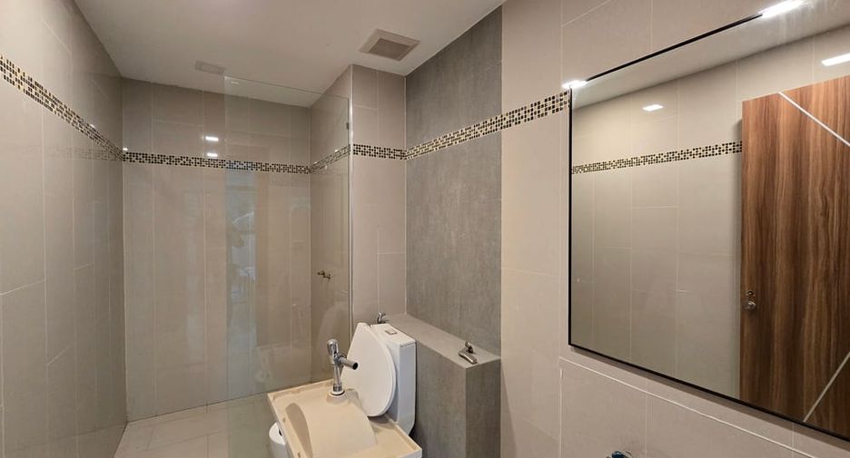 For sale 2 bedrooms condo in Jomtien, Pattaya