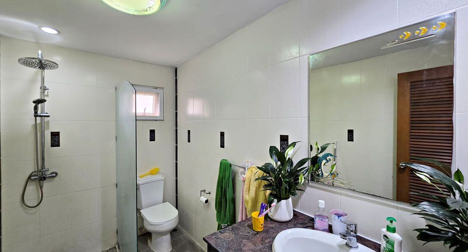 Villa zum Kauf mit 3 Zimmer in Bang Lamung, Chonburi