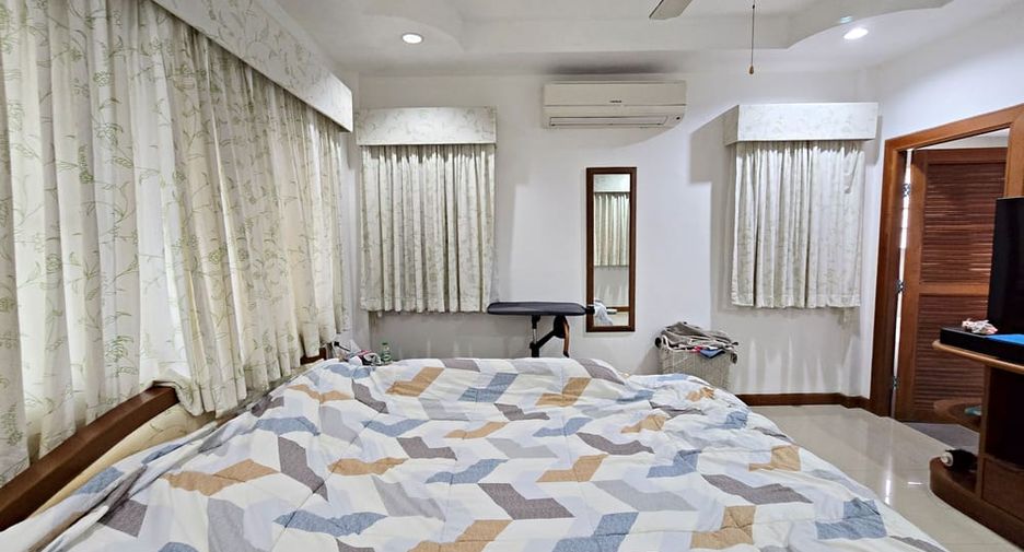 Villa zum Kauf mit 3 Zimmer in Bang Lamung, Chonburi