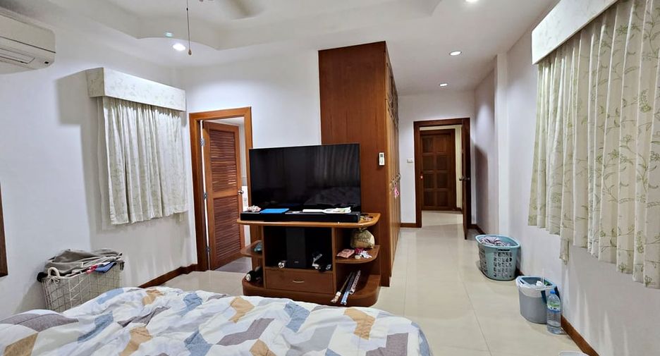 Villa zum Kauf mit 3 Zimmer in Bang Lamung, Chonburi