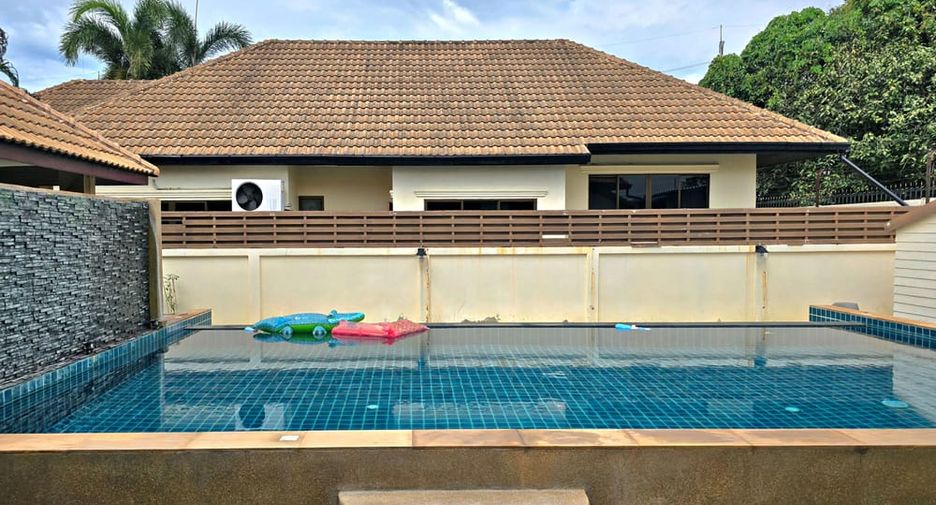 Villa zum Kauf mit 3 Zimmer in Bang Lamung, Chonburi