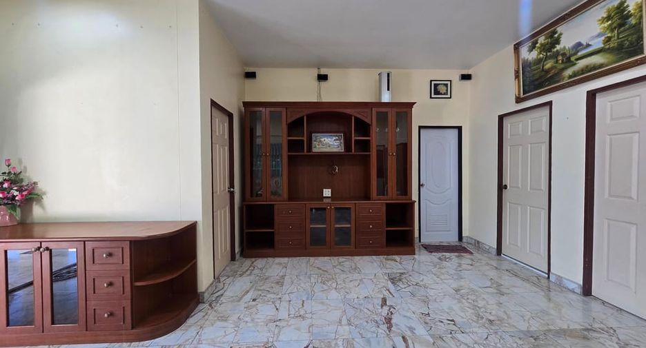 Продажа 3 спальни дом в Банг Ламунг, Чонбури