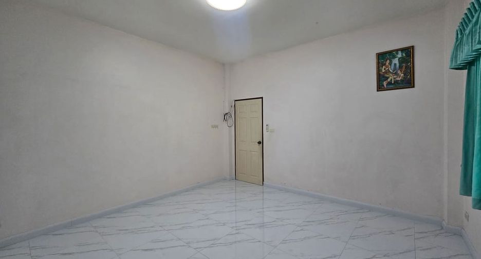 Продажа 3 спальни дом в Банг Ламунг, Чонбури