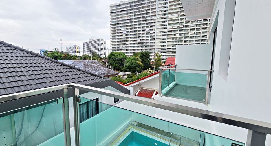 Villa en venta de 5 habitaciones en Jomtien, Pattaya