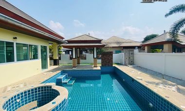 For sale 3 ベッドルーム villa in Huay Yai, Pattaya