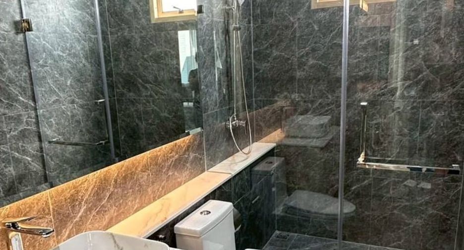 Villa zur Miete mit 4 Zimmer in Bang Lamung, Chonburi