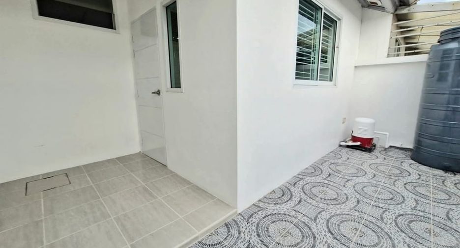 出售 2 卧室 独立屋 在 Bang Lamung, Chon Buri