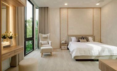 For rent and for sale 4 bedrooms house in Saphan Sung, Bangkok