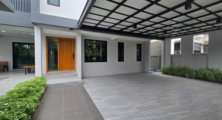 À vendre 4 chambres villa à Bang Lamung, Chonburi