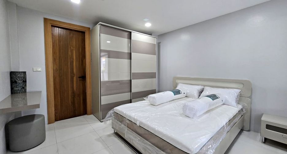 À vendre 4 chambres villa à Bang Lamung, Chonburi