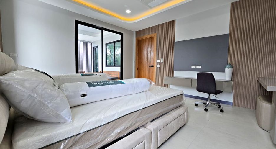 À vendre 4 chambres villa à Bang Lamung, Chonburi