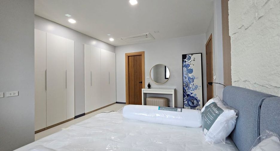 À vendre 4 chambres villa à Bang Lamung, Chonburi