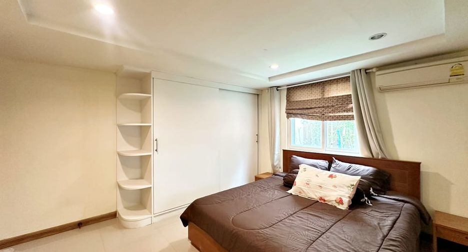 Villa zur Miete und zum Kauf mit 6 Zimmer in Bang Lamung, Chonburi