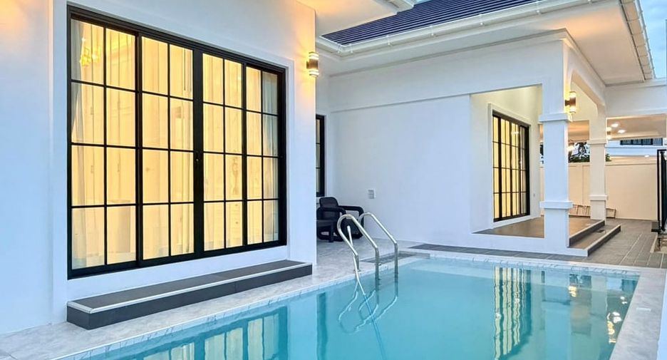 For sale 3 bedrooms villa in East Pattaya, Pattaya