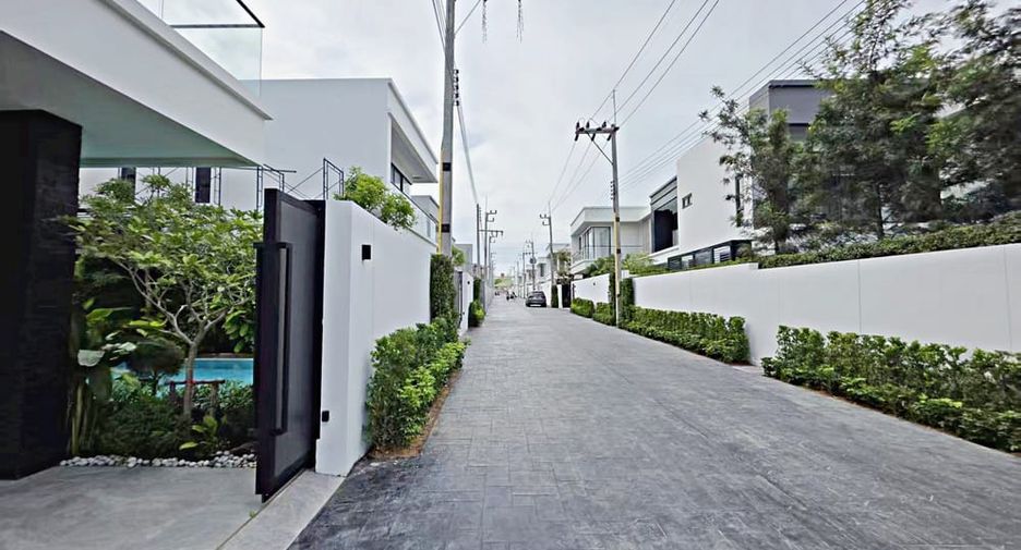À vendre 4 chambres villa à Bang Lamung, Chonburi