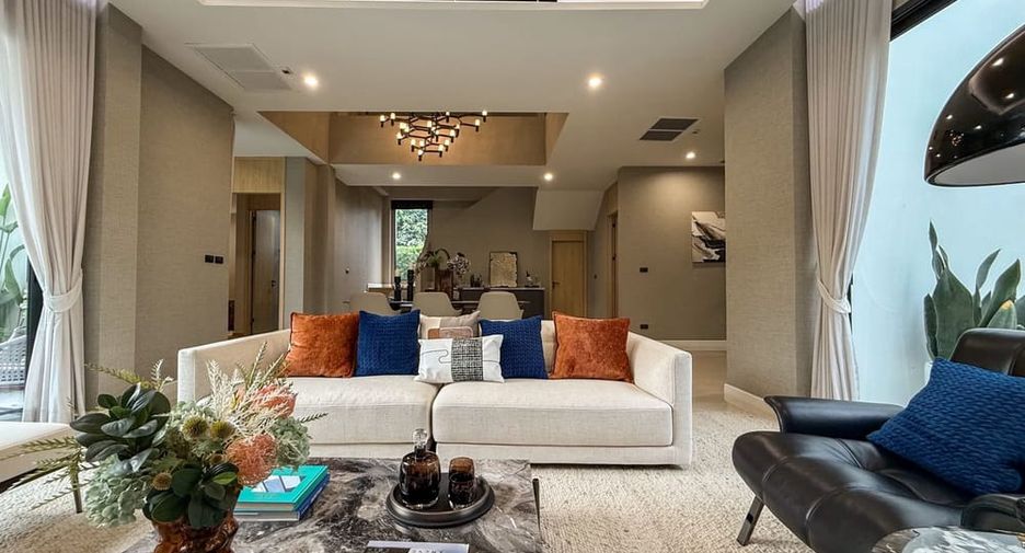 À vendre 4 chambres villa à Bang Lamung, Chonburi