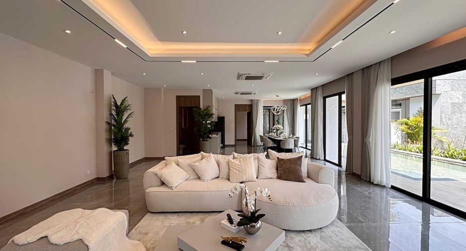 Villa zum Kauf mit 4 Zimmer in Jomtien, Pattaya