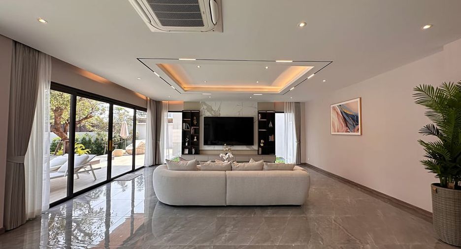 Villa zum Kauf mit 4 Zimmer in Jomtien, Pattaya