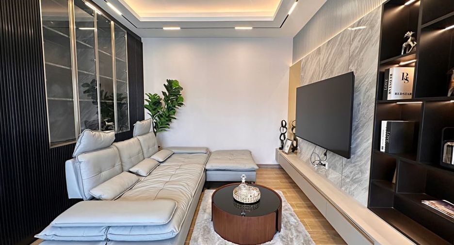 Villa zum Kauf mit 4 Zimmer in Jomtien, Pattaya