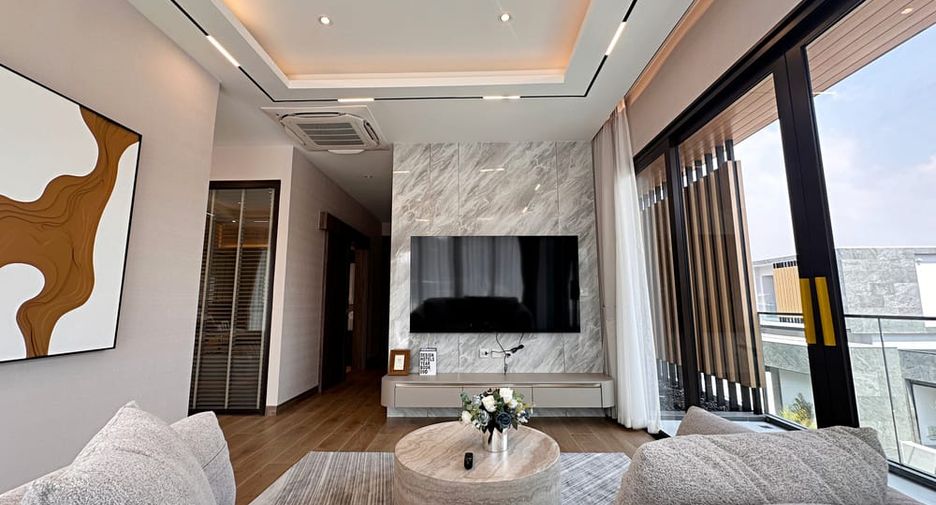 Villa zum Kauf mit 4 Zimmer in Jomtien, Pattaya