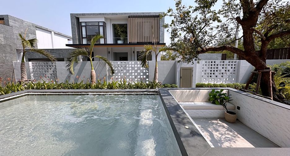 Villa zum Kauf mit 4 Zimmer in Jomtien, Pattaya