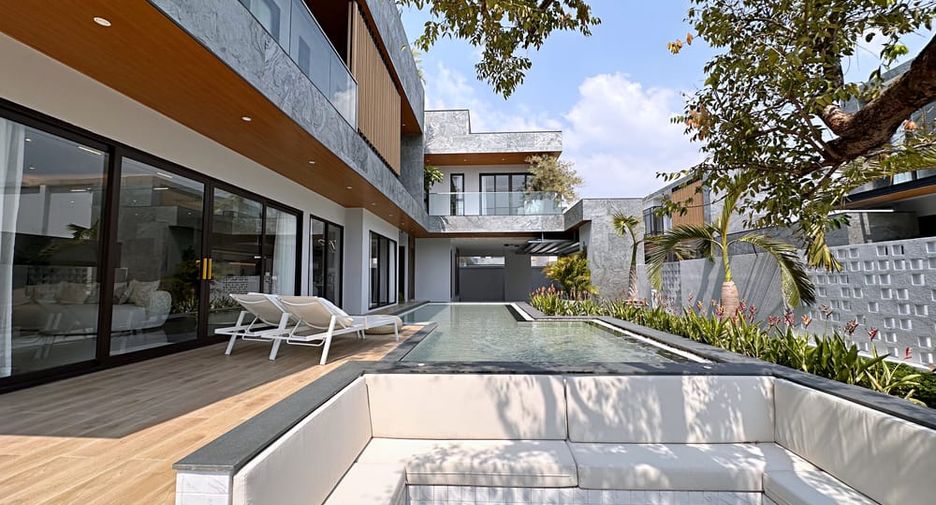Villa zum Kauf mit 4 Zimmer in Jomtien, Pattaya