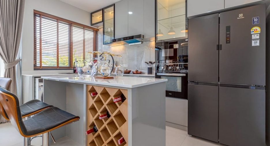 À vendre 3 chambres villa à Bang Lamung, Chonburi