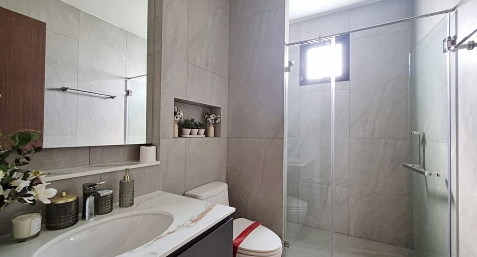 À vendre 3 chambres villa à Huay Yai, Pattaya