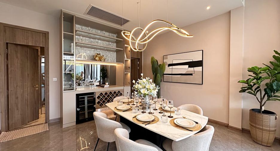 Villa zum Kauf mit 4 Zimmer in Jomtien, Pattaya