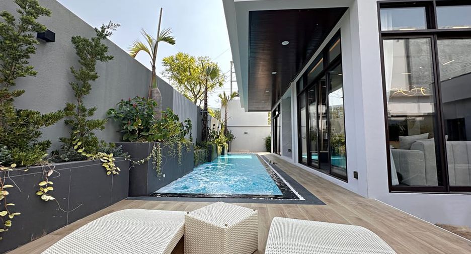 Villa zum Kauf mit 4 Zimmer in Jomtien, Pattaya