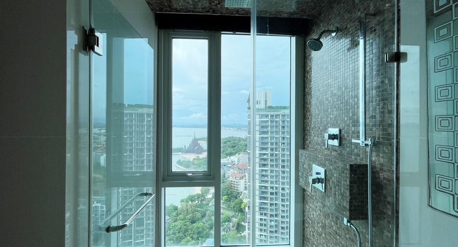À louer 2 chambres condo à Bang Lamung, Chonburi