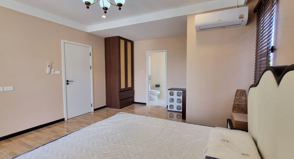 À vendre 4 chambres villa à Jomtien, Pattaya