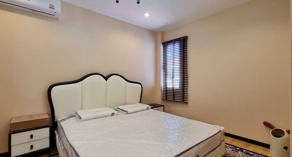 À vendre 4 chambres villa à Jomtien, Pattaya