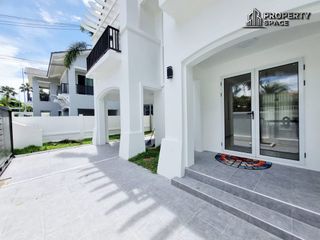 出售 4 卧室 别墅 在 Bang Lamung, Chon Buri