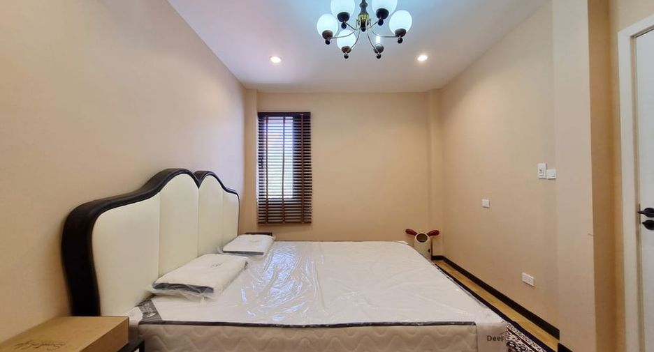 À vendre 4 chambres villa à Jomtien, Pattaya