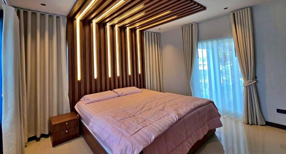 Villa zum Kauf mit 5 Zimmer in Bang Lamung, Chonburi
