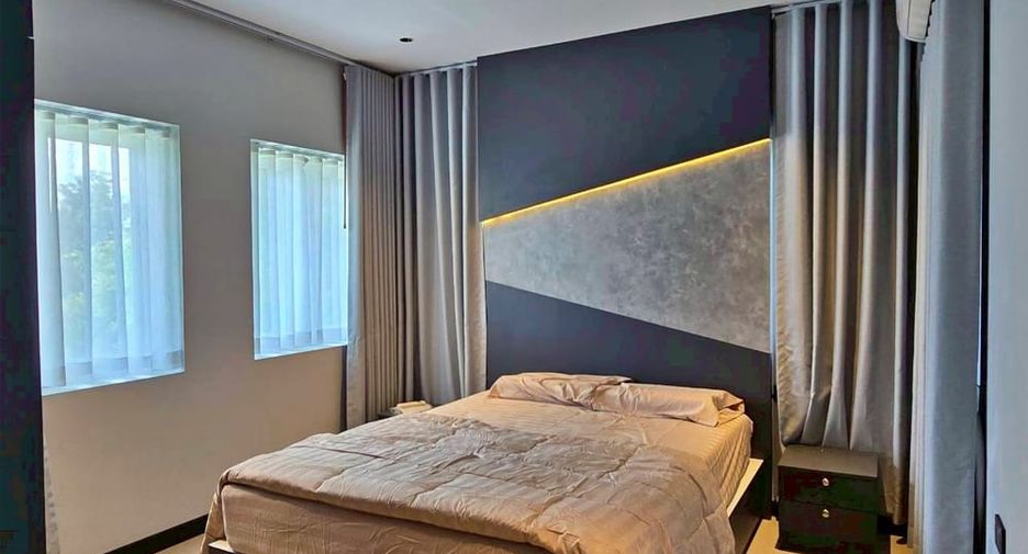 Villa zum Kauf mit 5 Zimmer in Bang Lamung, Chonburi