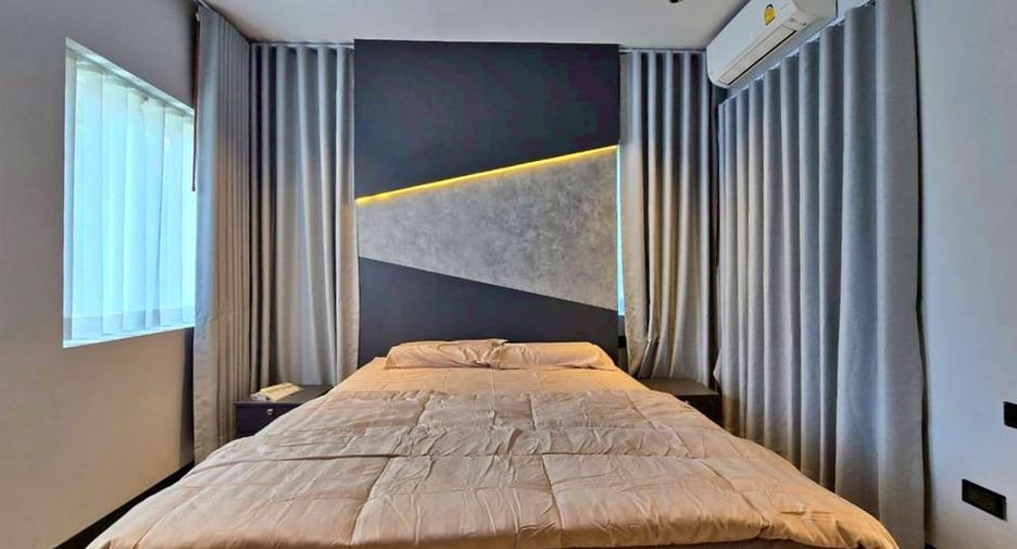 Villa zum Kauf mit 5 Zimmer in Bang Lamung, Chonburi
