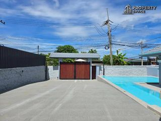 Villa zum Kauf mit 5 Zimmer in Bang Lamung, Chonburi