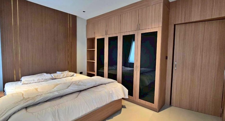 Villa zum Kauf mit 5 Zimmer in Bang Lamung, Chonburi