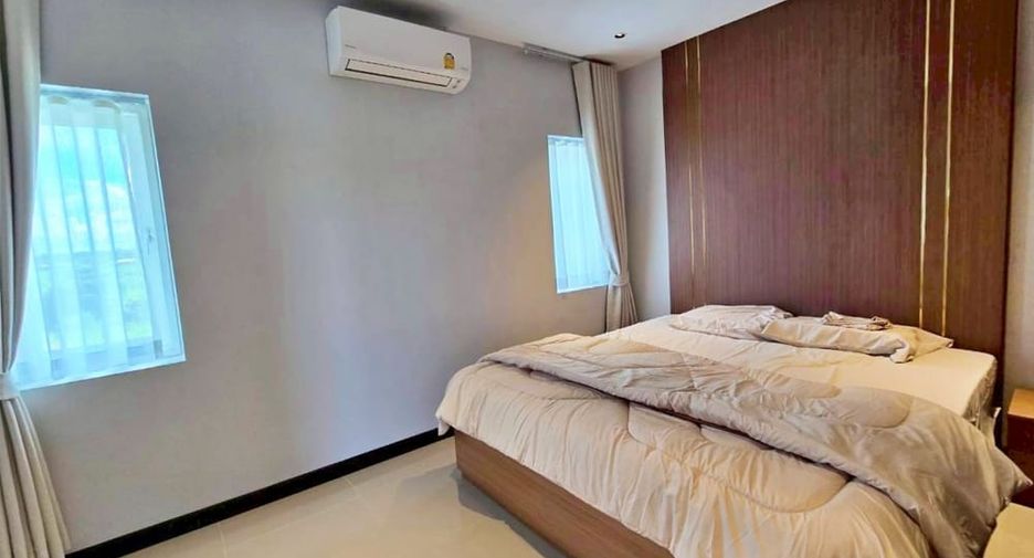 Villa zum Kauf mit 5 Zimmer in Bang Lamung, Chonburi