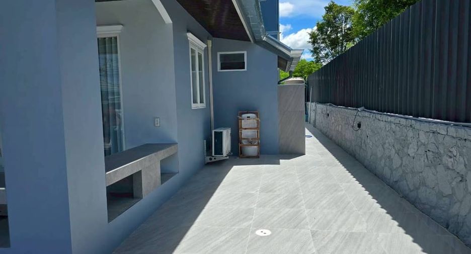 Villa zum Kauf mit 5 Zimmer in Bang Lamung, Chonburi