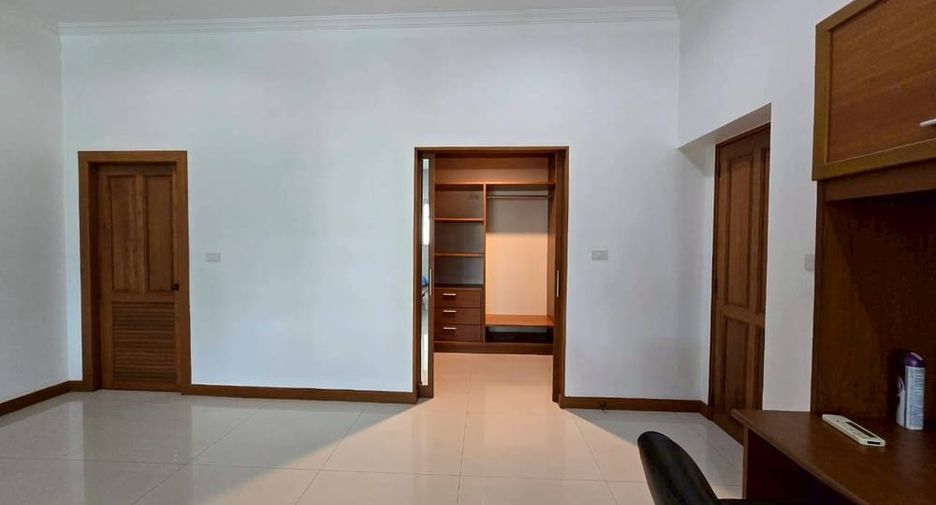 For rent そして for sale 5 ベッドルーム villa in Bang Lamung, Chonburi