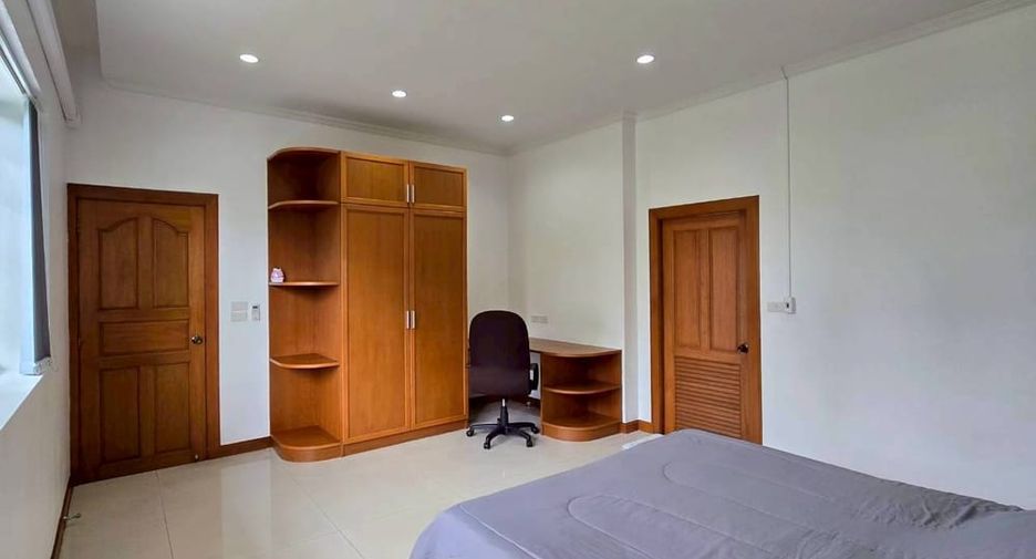 For rent そして for sale 5 ベッドルーム villa in Bang Lamung, Chonburi
