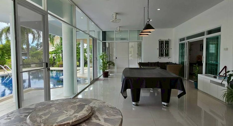 For rent そして for sale 5 ベッドルーム villa in Bang Lamung, Chonburi