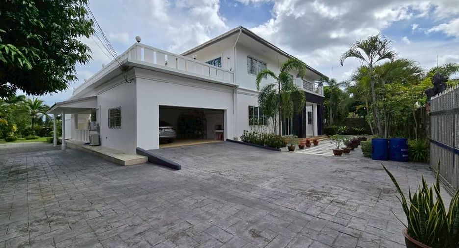 For rent そして for sale 5 ベッドルーム villa in Bang Lamung, Chonburi