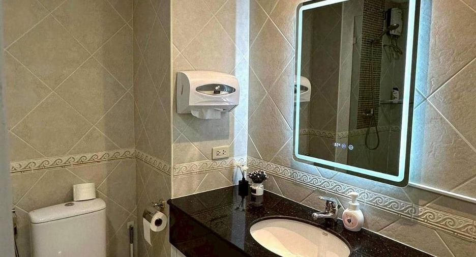 For sale 2 bedrooms condo in Jomtien, Pattaya